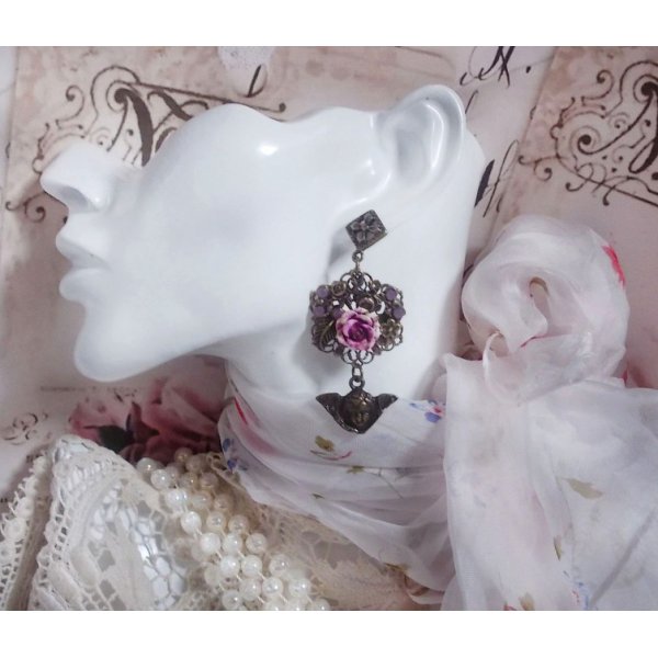 BO Secrets des Angelots creato con rose in resina, ciondoli Angelot, stampe e cristalli