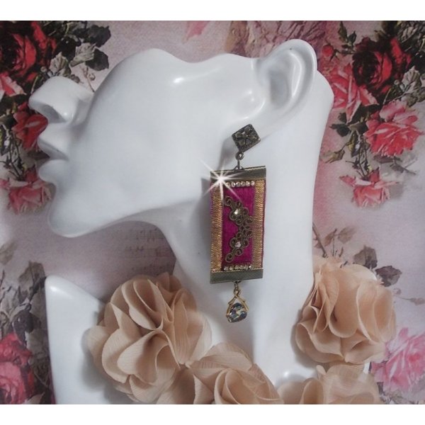 BO arabesco vintage creato con trecce bord&ograve;, cristalli Swarovski e splendidi accessori 