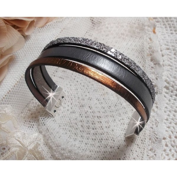 Bracelet Arnaud Homme avec des lacets de cuir et un fermoir aimant&eacute;