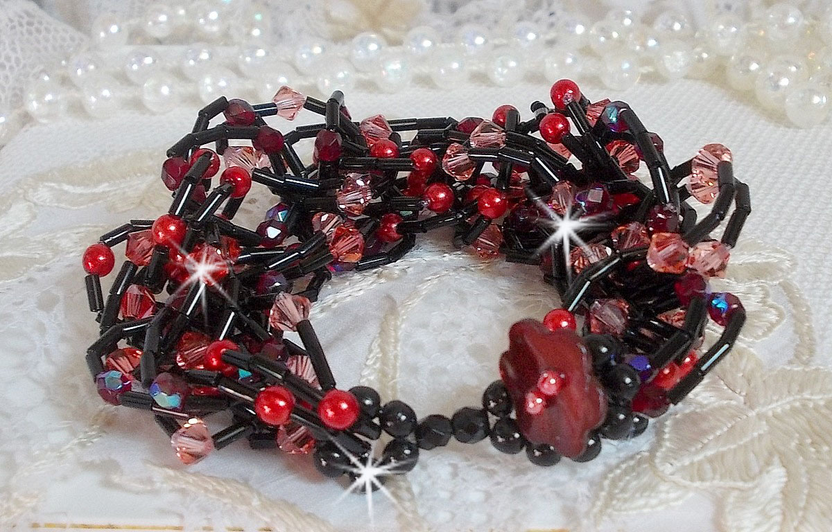 Bracciale Feeling con perline a tubo, perline in madreperla e trottole in cristallo Swarovski