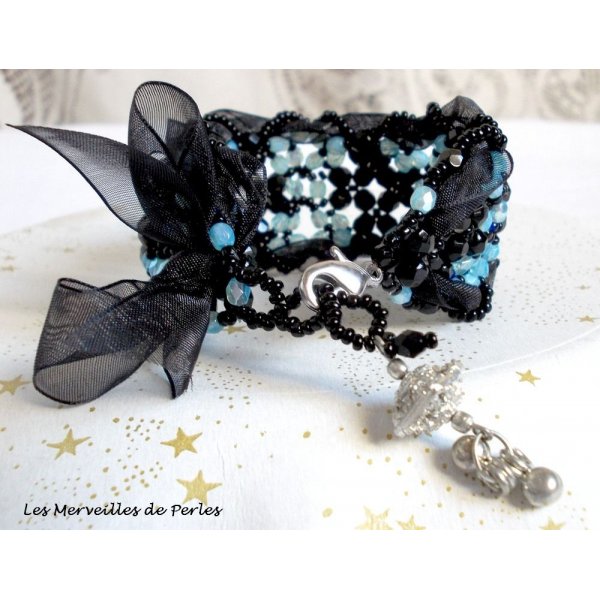 Bracciale Prestige con sfaccettature nere e blu e nastro di organza