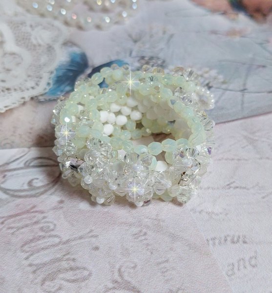 Bracciale Venus con filatori in cristallo Swarovski e sfaccettature in vetro boh&eacute;mien bianco opaco