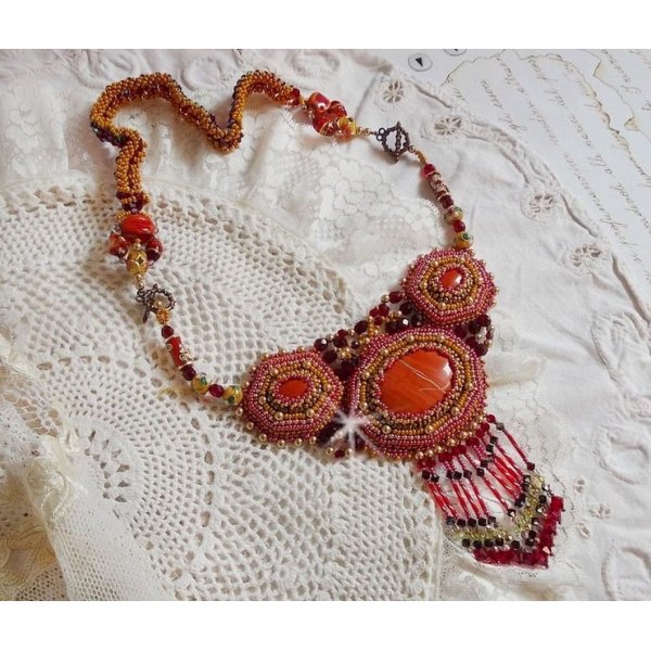Collana in diaspro rosso con pietre semipreziose Diaspro rosso con cristalli Swarovski, perle di cloisonne, Murano e perle di semi