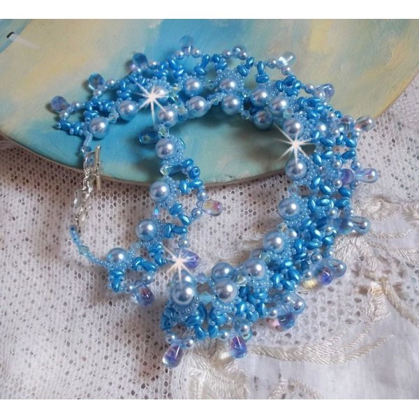 Collana Light Azur con perle di cristallo Swarovski e gocce di vetro