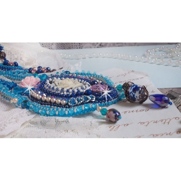 Collana Belle Epoque, Haute-Couture ricamata con cristalli Swarovski e diverse bellissime perle