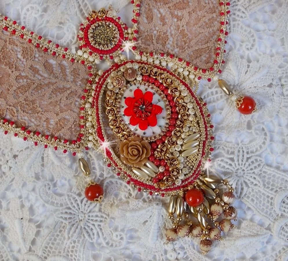 Collana rinascimentale con perle d'oro e rosse