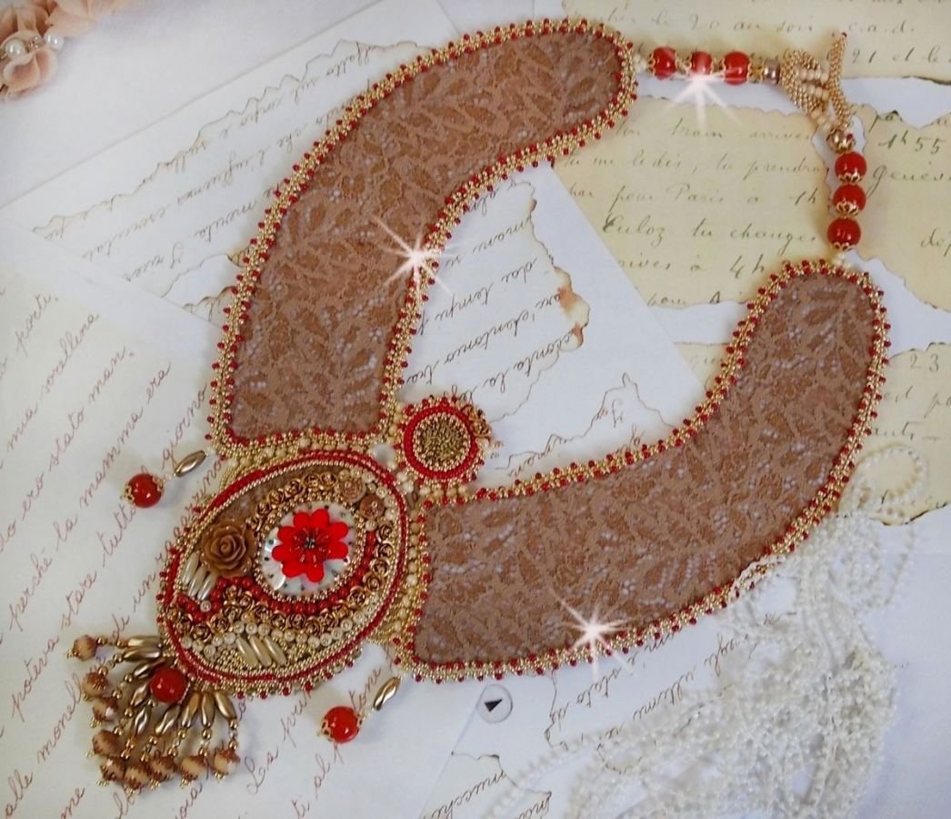 Collana rinascimentale con perle d'oro e rosse
