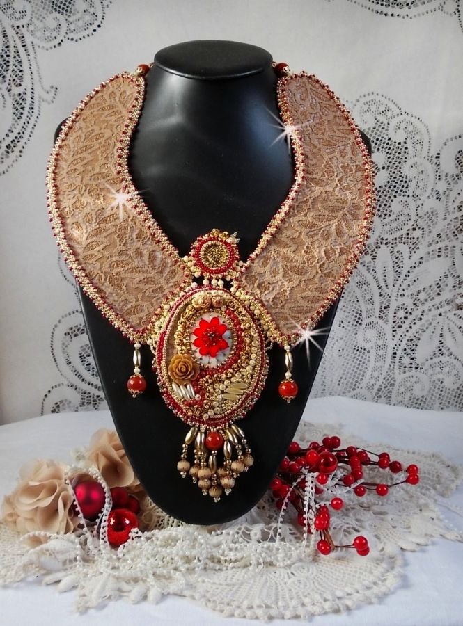 Collana rinascimentale con perle d'oro e rosse