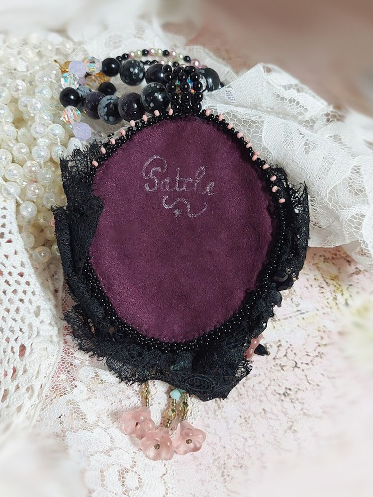 Collana con ciondolo Marquise ricamato con perle perlate, un pizzo molto bello, un gioiello sontuoso 