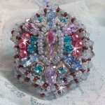 Anello Mademoiselle Bluse ricamato con cristalli Swarovski e splendide perle di qualità
