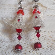 BO Tendre Rouge con cristalli Swarovski, perline tonde sfaccettate e ganci per orecchie in argento 925/1000