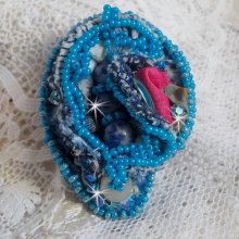 Anello Far West in denim ricamato con perle semi-preziose La Sodalite, Giada e altre perle