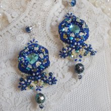 BO Blue Palace Haute-Couture ricamato con cristalli Swarovski, perle perlate, timbri in filigrana e portacabochon in argento 925/1000