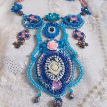 Collana Belle Epoque, Haute-Couture ricamata con cristalli Swarovski e diverse bellissime perle