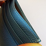 Portacarte in pelle blu chiaro