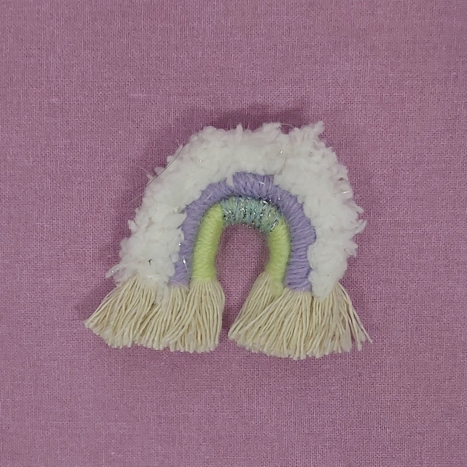 Broche Macramé Arc-en-ciel