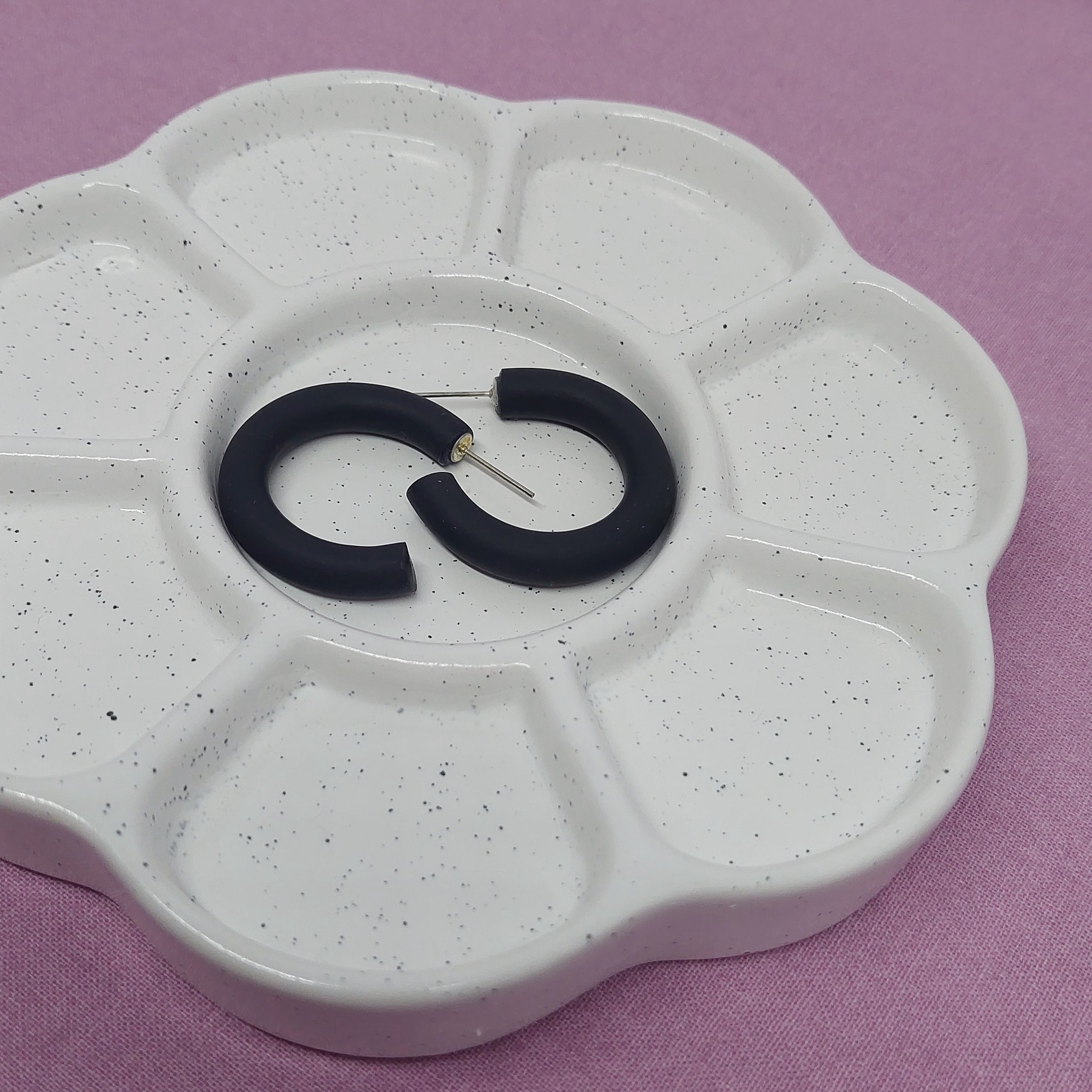 Cr&eacute;oles noires mat et unies