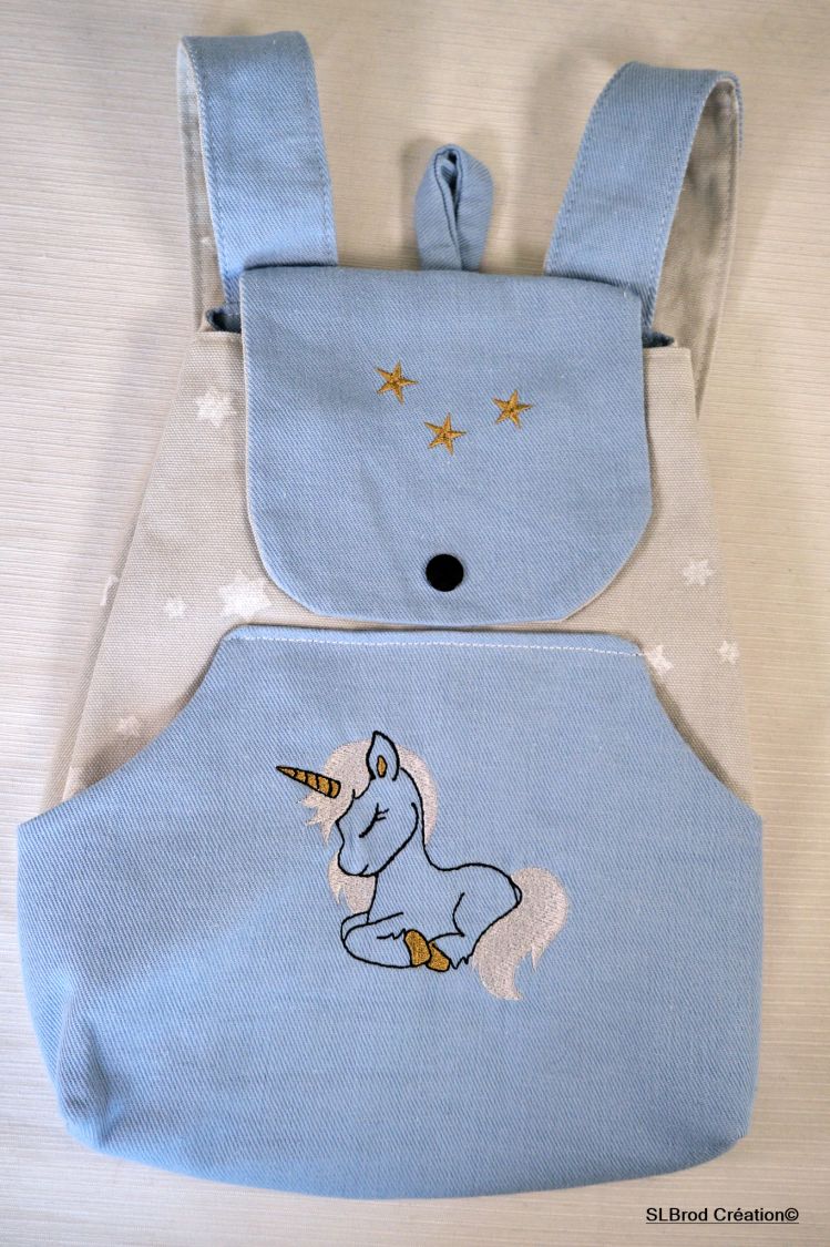 Zaino ricamato con unicorno e stelle per bambini