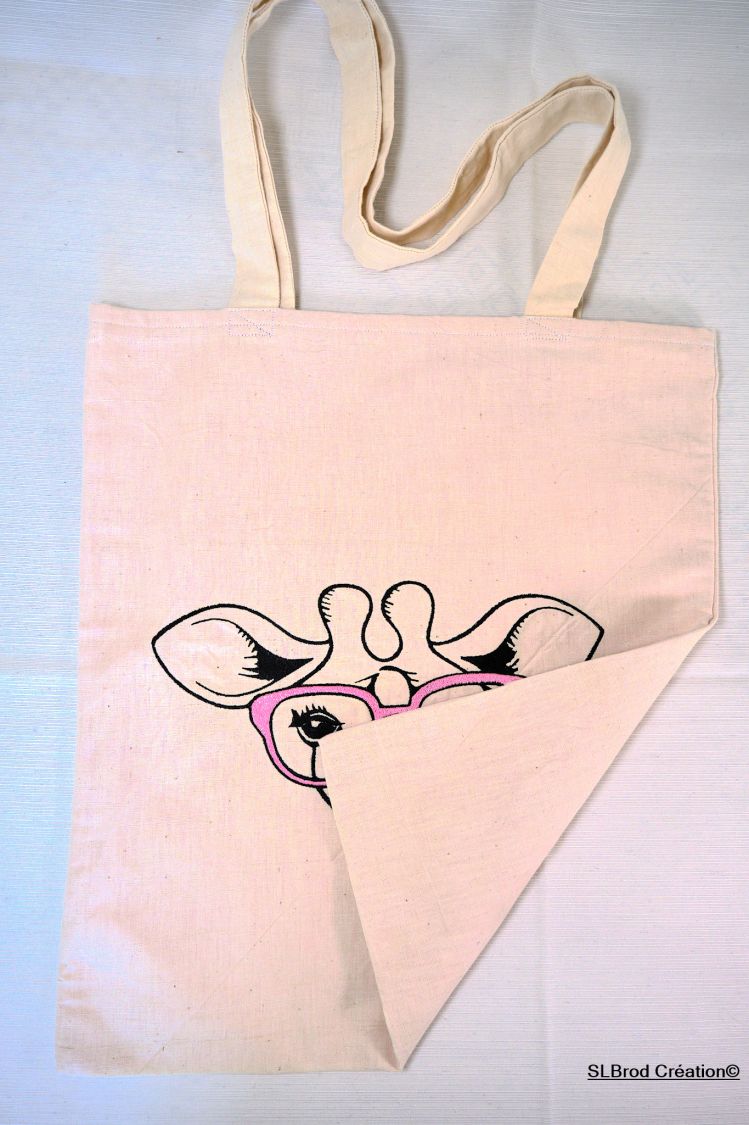 Tote Bag ricamata giraffa con occhiali rosa personalizzabile