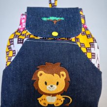 Zaino per bambini ricamato con leone e baobab da personalizzare